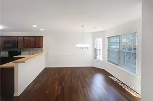 2102 Longburn Dr, Kernersville, NC 27284 - Photo 9