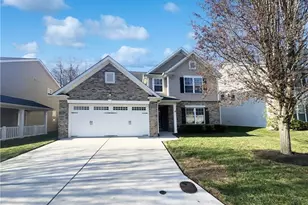 2102 Longburn Dr, Kernersville, NC 27284 - Photo 1