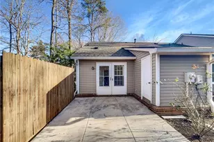 10 Brownstone Ln, Greensboro, NC 27410 - Photo 5