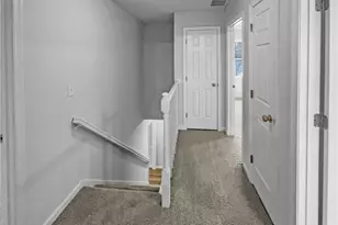 5712 Landerwood Dr, Greensboro, NC 27405 - Photo 17