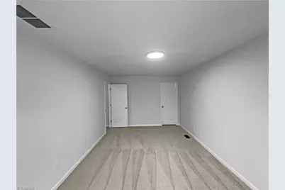 5712 Landerwood Drive, Greensboro, NC 27405 - Photo 15