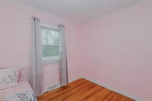 1945 Hilldale Dr, Burlington, NC 27215 - Photo 23