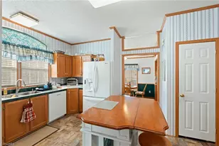 1721 Camp Dogwood Rd, Pinnacle, NC 27043 - Photo 23