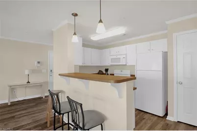 1620 Cherry Blossom Lane #204, Winston-Salem, NC 27127 - Photo 11