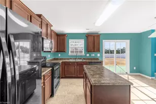 1804 Pine Cove Ct, Winston-Salem, NC 27127 - Photo 7