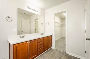 5955 Odenton Ln, Pfafftown, NC 27040 - Photo 9