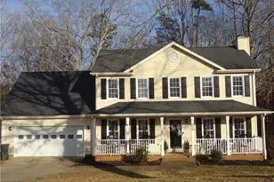 626 Creekridge Dr, Eden, NC 27288 - Photo 1