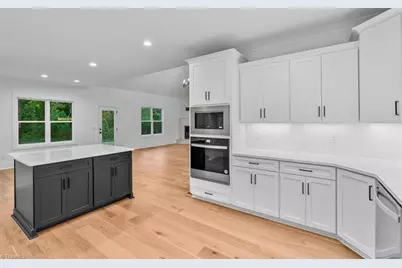 5090 Southern Pines Drive, Kernersville, NC 27284 - Photo 23