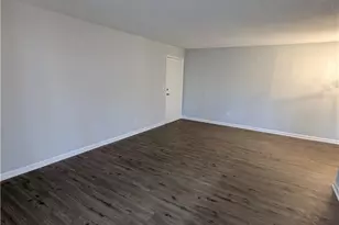 2807 Treestead Cir, Greensboro, NC 27410 - Photo 9