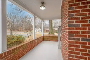 635 Oak Summit Rd, Winston-Salem, NC 27105 - Photo 7