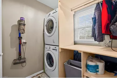 1111 New Hampshire Drive, Jamestown, NC 27282 - Photo 17