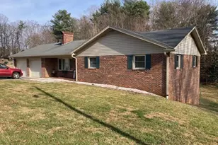 286 Raven Laurel Dr, Wilkesboro, NC 28697 - Photo 1