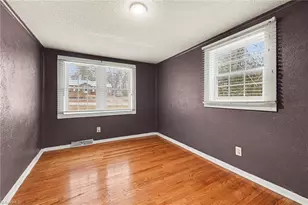 223 W Matthews St, Stoneville, NC 27048 - Photo 13