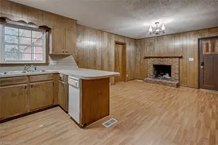 4202 Beaumont Dr, Sophia, NC 27350 - Photo 5