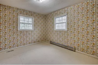 4202 Beaumont Drive, Sophia, NC 27350 - Photo 13