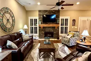 5563 Foxgate Cir, Winston-Salem, NC 27106 - Photo 7