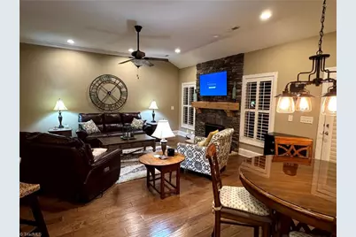 5563 Foxgate Circle, Winston-Salem, NC 27106 - Photo 9