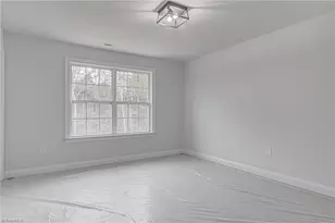 4721 Ridge Fall Rd, Greensboro, NC 27410 - Photo 17