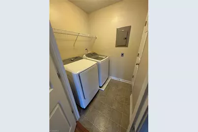 4700 Pennoak Lane #E, Greensboro, NC 27407 - Photo 13