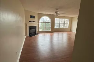 4700 Pennoak Ln, Greensboro, NC 27407 - Photo 3