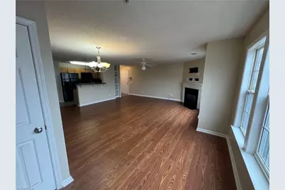 4700 Pennoak Lane #E, Greensboro, NC 27407 - Photo 5