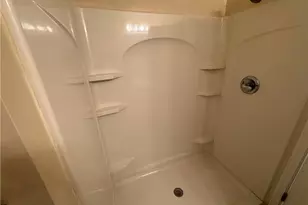 4700 Pennoak Ln, Greensboro, NC 27407 - Photo 9