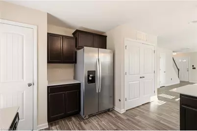 3910 Copperfield Court, High Point, NC 27455 - Photo 9