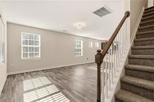 3910 Copperfield Ct, High Point, NC 27455 - Photo 3