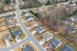 400 Summerwalk Rd, Greensboro, NC 27455 - Photo 43