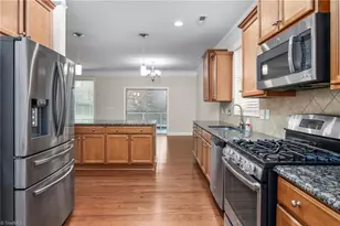 400 Summerwalk Rd, Greensboro, NC 27455 - Photo 15