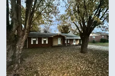 1301 Highland Avenue, Winston-Salem, NC 27101 - Photo 3