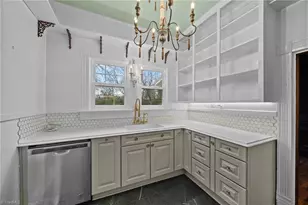 712 Broad St, Burlington, NC 27215 - Photo 17