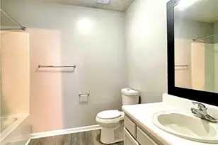 7137 W Friendly Ave, Greensboro, NC 27410 - Photo 11