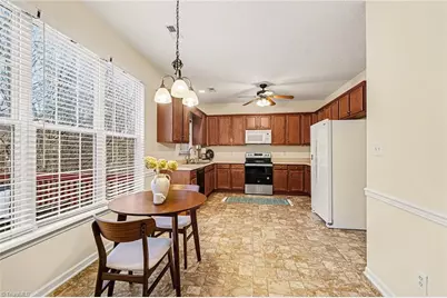 4512 Ridgefall Road, Greensboro, NC 27410 - Photo 7