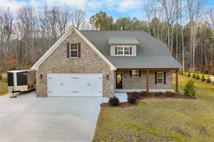 928 Kapstone Crossing, Lexington, NC 27295 - Photo 1