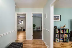 652 Valley Brook Ln, Winston-Salem, NC 27104 - Photo 3