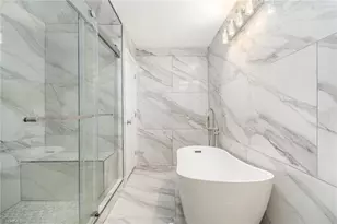 4806 Trailwood Dr, Greensboro, NC 27407 - Photo 13