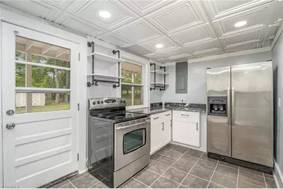 4806 Trailwood Drive, Greensboro, NC 27407 - Photo 17