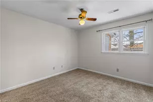 4201 Edith Ln, Greensboro, NC 27409 - Photo 17