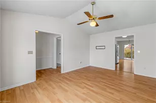 4201 Edith Ln, Greensboro, NC 27409 - Photo 7