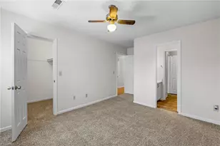 4201 Edith Ln, Greensboro, NC 27409 - Photo 19