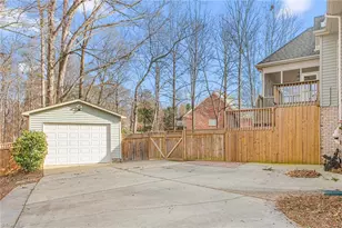 6505 Heron Point Ct, Belews Creek, NC 27009 - Photo 5