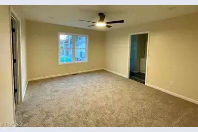 319 E 3rd Ave Extension, Lexington, NC 27292 - Photo 7