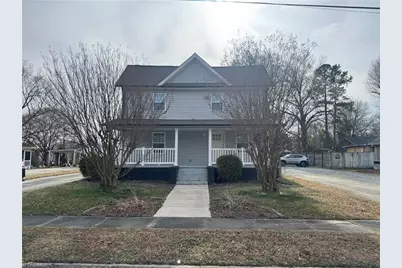 909 Washington Street, Burlington, NC 27217 - Photo 1