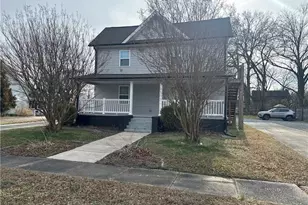 909 Washington St, Burlington, NC 27217 - Photo 3