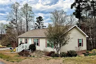 220 Circle St, Millers Creek, NC 28651 - Photo 33