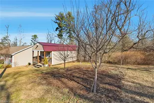 220 Circle St, Millers Creek, NC 28651 - Photo 37