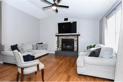 310 Idolbrook Drive, Greensboro, NC 27406 - Photo 3