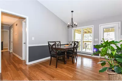 310 Idolbrook Drive, Greensboro, NC 27406 - Photo 7