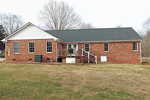 2457 Millbrook Dr, Haw River, NC 27258 - Photo 3